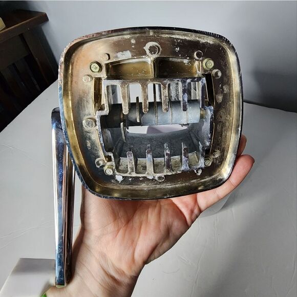 Swing Away Manual Vacuum Table Hand Crank Ice Crusher Grinder White Vintage - Picture 3 of 6